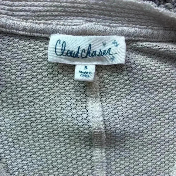 Oversized waffle knit, front tie, thermal sweater. Lightweight. Size small - Picture 5 of 5